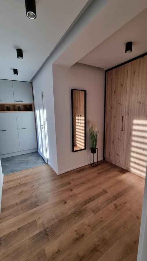 Apartament W Centrum เชสโตฮอวา ภายนอก รูปภาพ